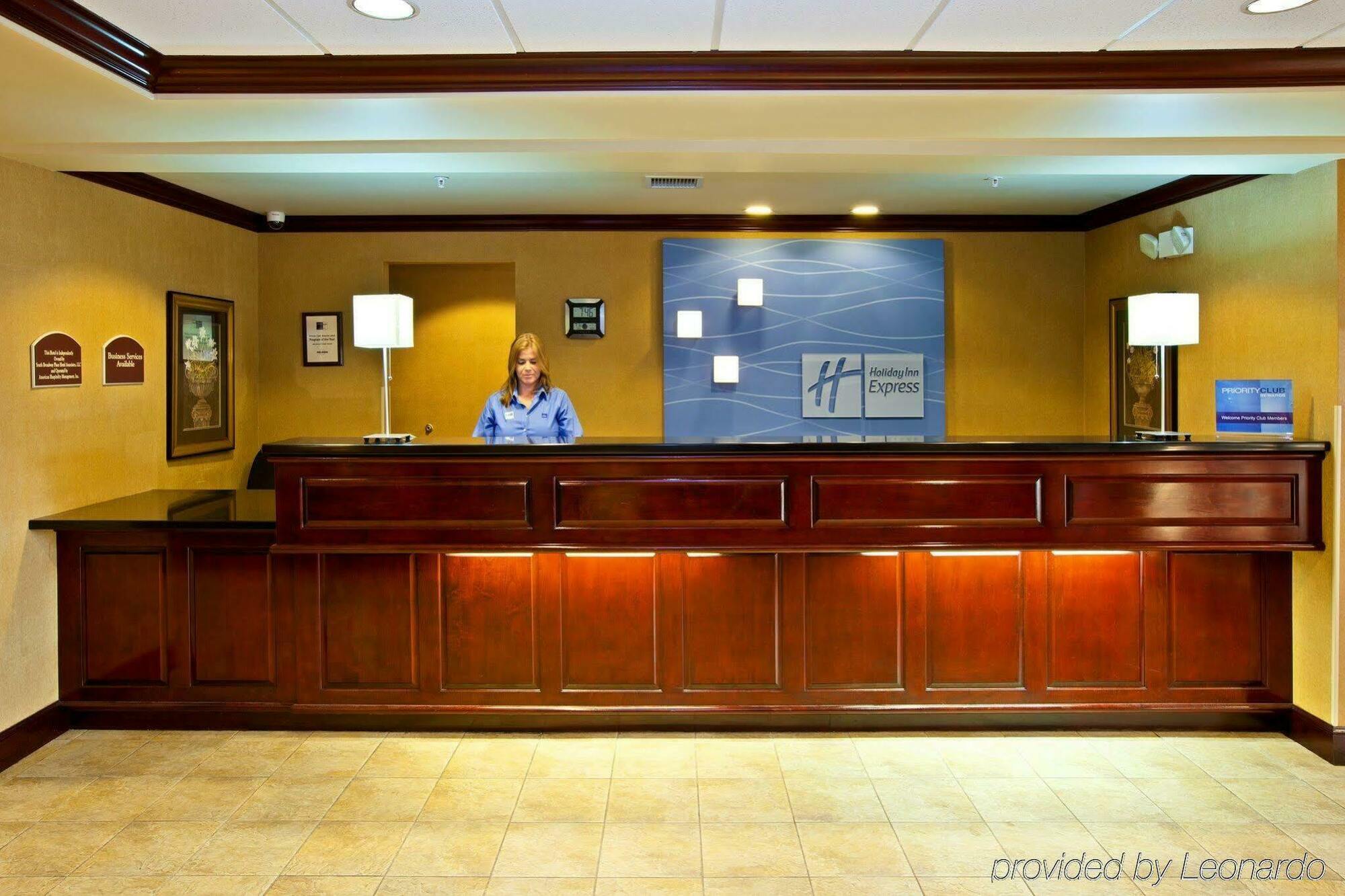 Holiday Inn Express Hotel & Suites Lexington-Downtown University By Ihg Экстерьер фото